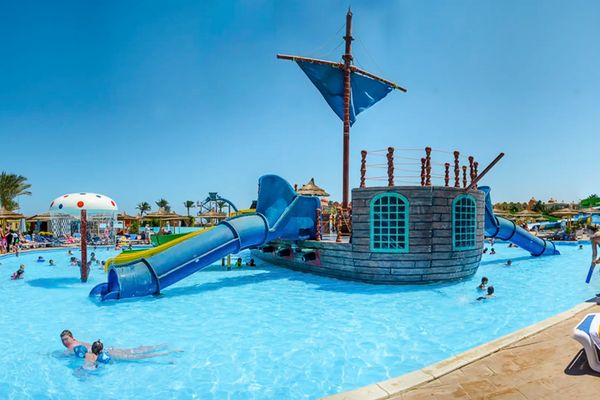 Titanic Beach & Aqua Park