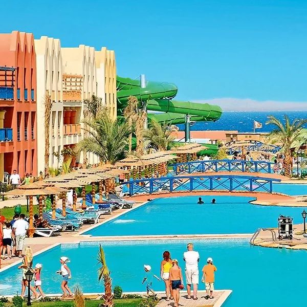 Titanic Beach Spa & Aqua Park — Hurghada, Egipt