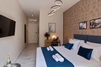 Trendy by Athens Prime