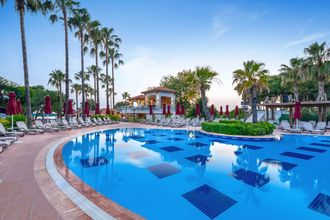 Trendy Palm Beach Side