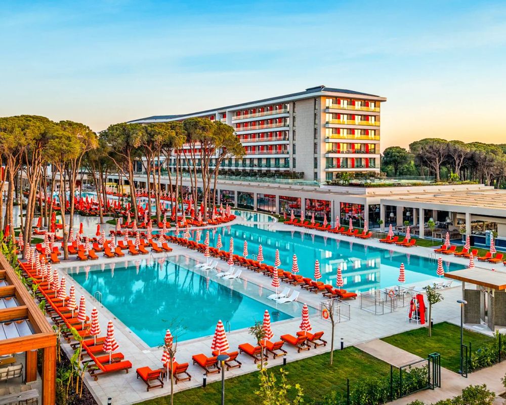 Trendy Perge Resort & Suites