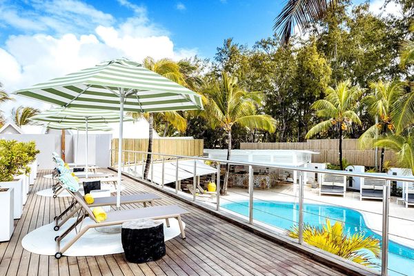 Tropical Attitude