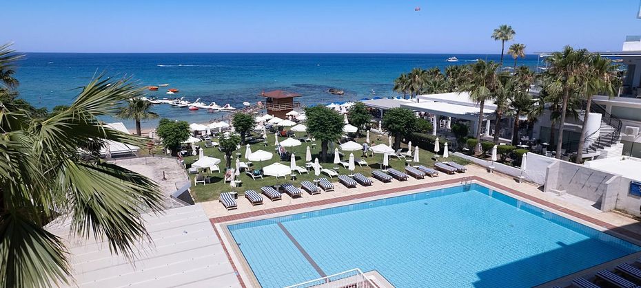 Tsokkos Iliada Beach