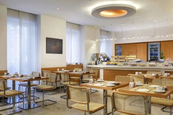 Una Hotels Mediterraneo Milano