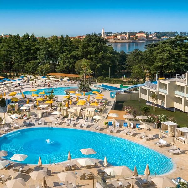 Valamar Parentino (ex. Zagreb)
