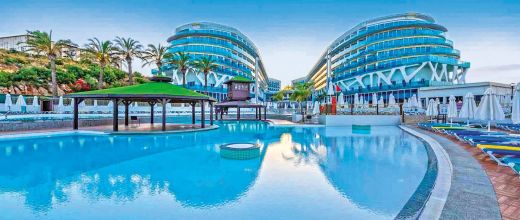 Vikingen Infinity Resort & Spa