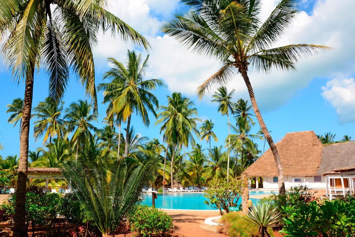 Zanzibar (7 dni) w Voi Kiwengwa Resort z Poznania (AI)