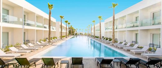 White Dreams Resort