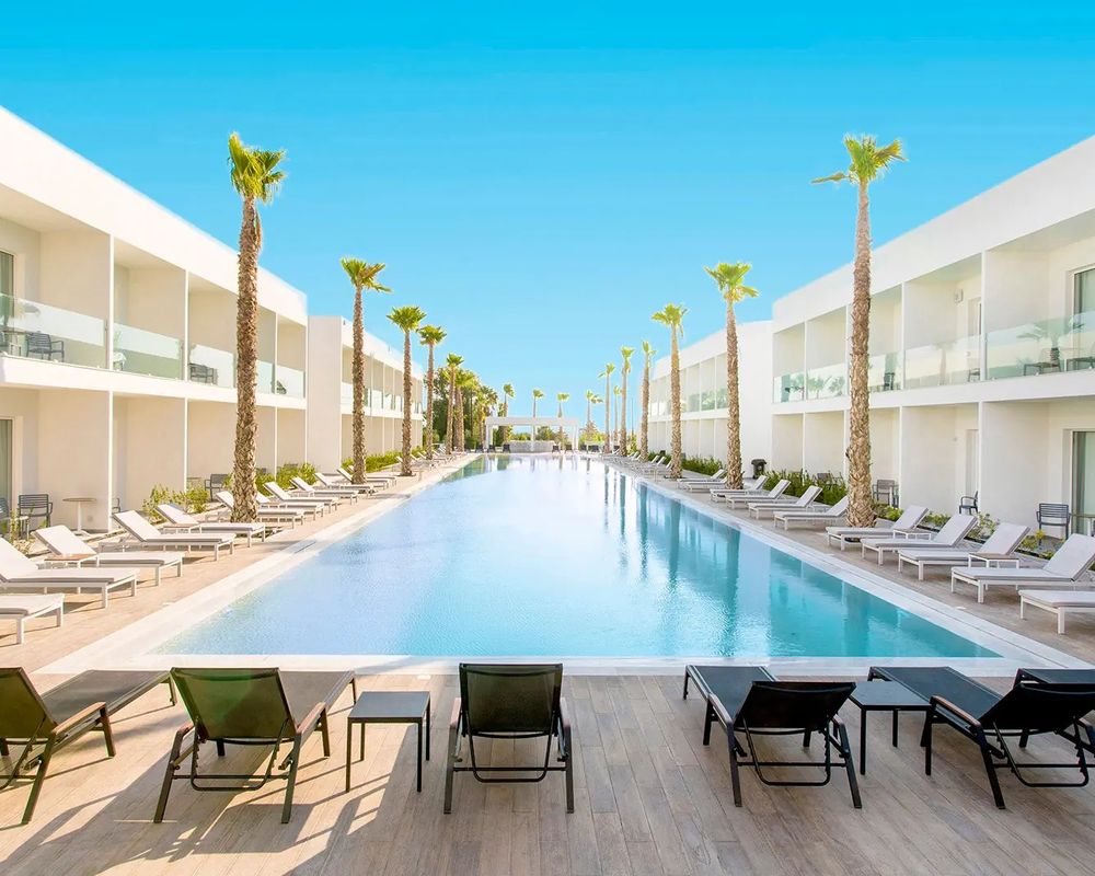 White Dreams Resort