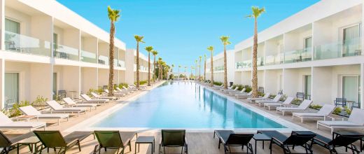 White Dreams Resort