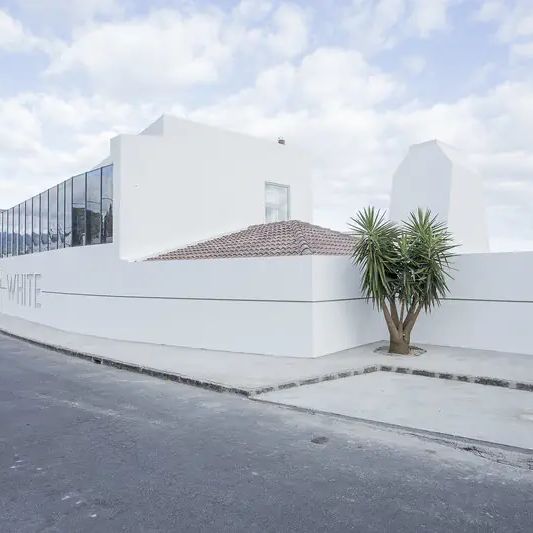 White Exclusive Suites & Villas