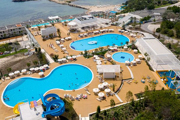 White Lagoon Resort