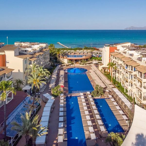 Zafiro Bahia — Playa de Muro, Hiszpania